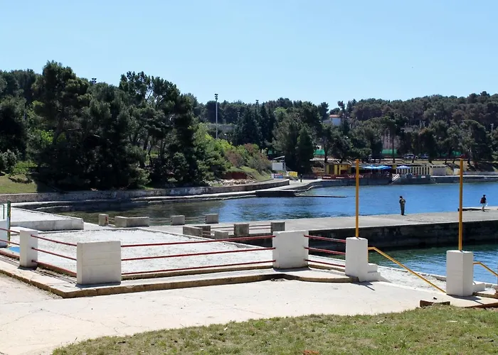 With Wifi - 13162 풀라